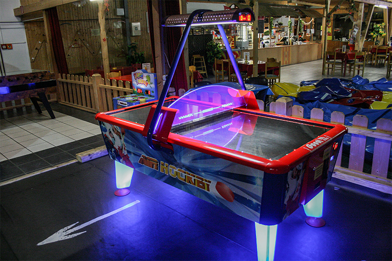 AirHockey